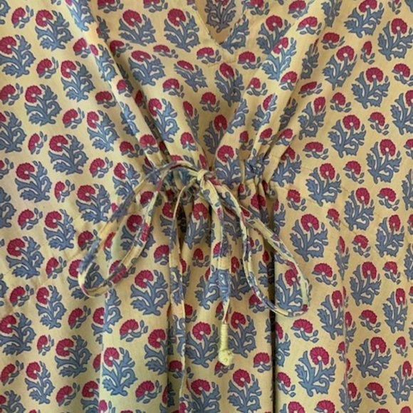 Floral Print Tunic Top - Picture 3 of 6